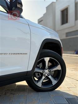 جيب جراند شيروكي